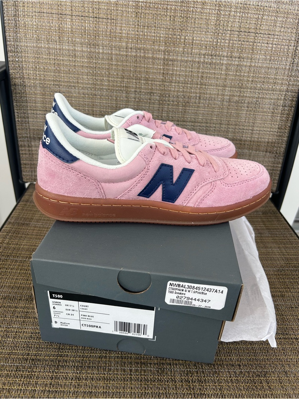 Brand New Balance T500 size 7.5 Pink Blue Suede Sneakers trainers shoes tennis